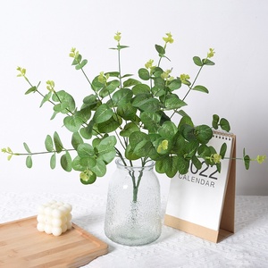 Plante Artificielle 16 Branches Feuilles d'Eucalyptus Feuilles <span class=keywords><strong>de</strong></span> Monnaie Feuilles <span class=keywords><strong>de</strong></span> Pomme Lot <span class=keywords><strong>de</strong></span> Plantes Vertes Accessoires Mariage Utilisation Extérieure - Product Image 3