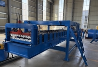 Machine à panneaux sandwich isolés en polyuréthane (PU) pour murs métalliques, ligne de production de panneaux sandwich pour salles blanches