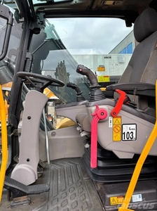 Excavatrice sur pneus Volvo EW180 originale d'occasion de marque suédoise en bon état pour les travaux de construction à bas prix à vendre - Product Image 5