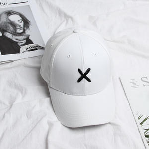 <span class=keywords><strong>Gorra</strong></span> bordada con letras X personalizada para hombres y mujeres Deportes al aire libre Protección solar <span class=keywords><strong>Gorra</strong></span> de béisbol con ala curva - Product Image 1