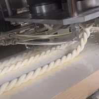 Machine à fabriquer des beignets torsadés chinois en acier inoxydable de qualité alimentaire, équipement alimentaire pour la torsion de la pâte frite