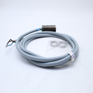 Sensor Inductivo P+F NJ5-18GM50-E2 M18 PNP NO 5mm Empotrado con Cable de 2m - Product Image 3