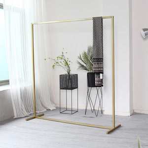 Custom moderno <span class=keywords><strong>Pop</strong></span> Boutique Shop in metallo mobili oro appesi appendiabiti per la vendita al dettaglio elegante espositore per negozio di abbigliamento - Product Image 2