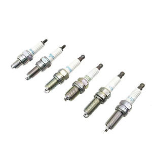 Bougies d'allumage NGK d'origine pour moteur hors-bord 4 temps Honda, neuves, pour utilisation en bateau, alimentation électrique. - Product Image 1