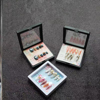 Carte de couleur personnalisée noir blanc clair presse sur les ongles étui rose vide faux ongles affichage porter des ongles boîte d'emballage conteneur