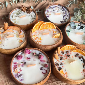 LANJO Vente en gros de bols en noix de coco naturels faits à la main, fleurs séchées, bougies parfumées naturelles aux fruits et aux fleurs - Product Image 1