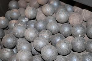 Bola de Molienda Forjada Vinacasting, Tamaño 40,50 mm, Superficie Lisa, Sin Grietas ni Agujeros, Tecnología de Tratamiento Térmico de Alta Gama - Product Image 2