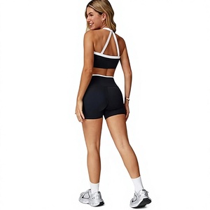 Conjunto deportivo sin costuras de 2 piezas para mujer, top corto y pantalones cortos de cintura alta, ropa deportiva para fitness, yoga, gimnasio y actividades deportivas. - Product Image 2