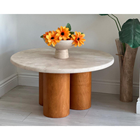 Table basse centrale en bois