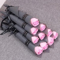 Cadeau de Saint-Valentin transfrontalier : Savon en barre unique en forme de rose et de œillet, style américain, pour événements d'entreprise et centres commerciaux