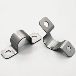 Abrazadera de tubo de hierro dúctil de 3/4 pulgadas de alta resistencia con barra en F de bloqueo rápido y garganta profunda para aplicaciones de bricolaje en carpintería y carpintería profesional. - Product Image 1
