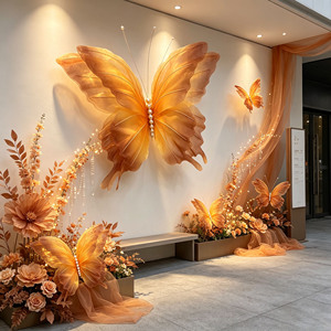 Installation murale G-96 de papillons géants en organza ambre chaud pour vitrine de magasin, décoration de grande ouverture - Product Image 6