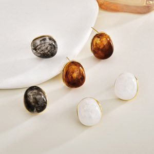 Geometric Resin Stud <b>Earrings</b> Gold Plated Women's Fashion Jewelry Oval Shape Acrylic Lucite <b>Earrings</b> For Daily Wear - Product Image 2