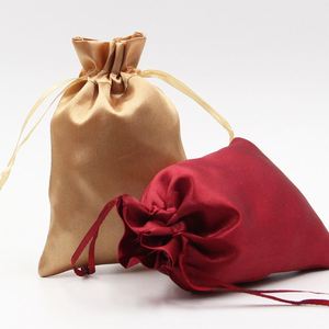 Vente en gros de petites pochettes en soie avec cordon de serrage, emballages pour bijoux, sacs en satin anti-poussière avec logo personnalisé - Product Image 5