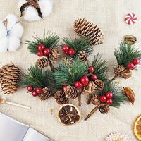 Weihnachtsbaum-Hängedekoration Kleiner DIY Roter Tannenzapfenstrauß Künstliche Pflanzen & Grünzeug-Accessoires