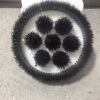Brosse à disque en fil noué pour le nettoyage et le décapage agressifs des surfaces