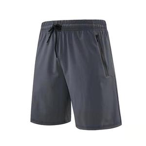 Short de sport européen et américain pour hommes Short de course et de fitness Short décontracté à séchage rapide Entraînement en équipe scolaire - Product Image 2