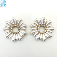 Boucles de chaussures en strass perlées, motif fleur creuse, ornements détachables pour femmes, talons hauts