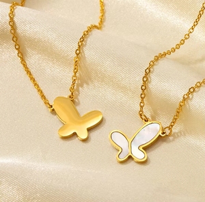 Collier rétro minimaliste français pour femmes en acier inoxydable, pendentif papillon en or 18 carats, nacre - Product Image 6