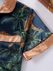 Pijamas al por mayor para mujer, conjunto de dos piezas de primavera y otoño, <span class=keywords><strong>cárdigan</strong></span> de manga corta con solapa, estilo informal, con estampado de dibujos animados, para uso doméstico. - Product Image 3