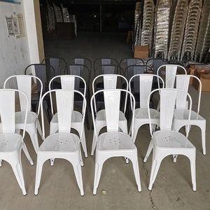 Chaise de salle à manger pour extérieur style industriel vintage empilable en fer <span class=keywords><strong>noir</strong></span> métal restaurant café bistro dîner - Product Image 1