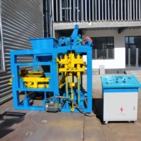Presse à briques mécanique QTJ4-25 pour blocs creux en béton, briques pleines et pavés autobloquants