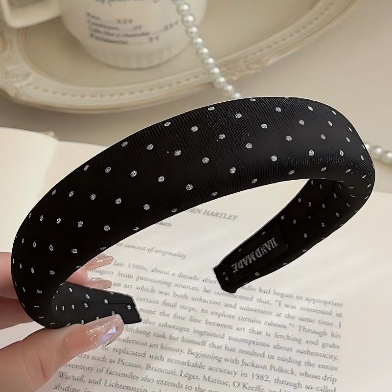 Black wave dot