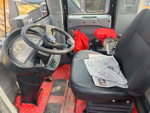 รถตักล้อยางมือสอง LW500KV 5 ตัน สำหรับขาย เทอร์โบชาร์จเจอร์แบบสองระดับ เครื่องยนต์โรงงานเดิม - Product Image 5