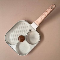 Machine à omelette à quatre trous classique avec poêles à crêpes antiadhésives Poêles à frire sans PFOA à double poignée Petit déjeuner