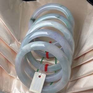 Jadéite Micro Défaut Liquidation Usine En Gros Émeraude Naturelle Nouveau Type <span class=keywords><strong>Jade</strong></span> Délicat Concubine Impériale <span class=keywords><strong>Jade</strong></span> Bracelet Bijoux - Product Image 4