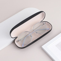 Étui à lunettes de soleil en microfibre de haute qualité PU tissu plastique velours avec Logo en relief lumière étui à lunettes de protection boîte pour le stockage