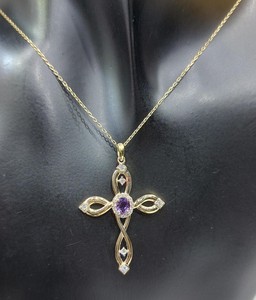 Collar con cruz de oro retorcido y piedra de nacimiento para mujer, colgante de cruz con diamantes, joyería religiosa, colgante de fe cristiana - Product Image 3