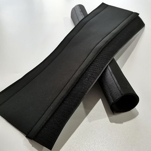 Cinta de <span class=keywords><strong>cord</strong></span>ón de tubo de tela de goma de neopreno 1,5mm impermeable negro brillante naranja para trajes de neopreno cubierta de granizo cinturón de cintura - Product Image 2