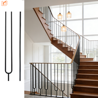 Nouvelle conception moderne, balustrade de balcon en métal noir ajouré, garde-corps d'escalier intérieur en fer forgé pour appartement