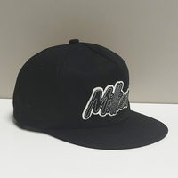 Casquette Snapback à 5 Panneaux Non Structurée à Bord Plat avec Logo Personnalisé Haut de Gamme en Cuir Ajustable avec Boucle