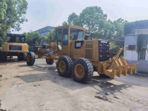 Niveleuses Caterpillar CAT 14H/140G/140H d'occasion - Moteur et pompe d'origine japonaise inclus - Modèle 2016 - 4001 à 6000 heures de fonctionnement - Product Image 4
