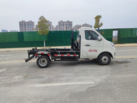 Camion à ordures Changan 4X2 avec compartiment amovible, fourni par l'usine
