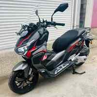 Longjia 250adv Scooters à Essence à Transmission Automatique avec Frein à Disque, ABS et Système d'Injection Électronique – Motos Premium