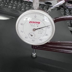Cuero <span class=keywords><strong>de</strong></span> Microfibra Personalizable Fabricado en China, Utilizado <span class=keywords><strong>para</strong></span> Asientos <span class=keywords><strong>de</strong></span> Automóvil, Volante y Tapicería Automotriz - Product Image 2