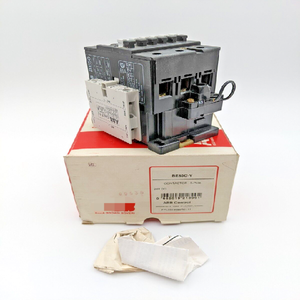 Contactor Original de la Marca Plc BE50C-Y, BE50 65 Amperios, CAL-7-11, Bobina de 24 VCC, <span class=keywords><strong>3</strong></span> Polos, 50 HP Máx., NOS - Product Image 1