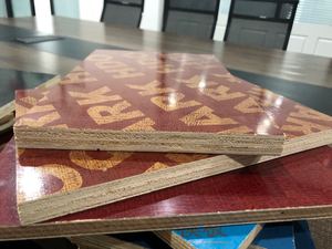 18mm de película fenólica de <span class=keywords><strong>madera</strong></span> contrachapada con revestimiento de negra película - Product Image 2