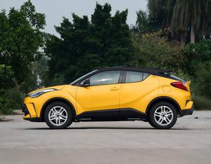 2023 para Toyota CHR 2.0L Leading Edition Plug-In Hybrid Compact SUV Exportación al por mayor equipado con un vehículo de nueva energía de - Product Image 1