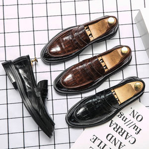 Vente en gros en usine de chaussures habillées en cuir pour hommes motif italien chaussures <span class=keywords><strong>bateau</strong></span> formelles classiques de qualité supérieure en cuir style bureau - Product Image 6