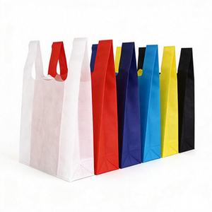 <span class=keywords><strong>Bolsa</strong></span> de Compras Reutilizable de TNT (Tela No Tejida) con Corte en D, Personalizable de Fábrica, Tipo <span class=keywords><strong>Camiseta</strong></span>, de RPET - Product Image 1