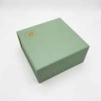 Boîte cadeau en papier magnétique verte avec logo personnalisé de luxe, matériaux recyclables, boîtes d'emballage rigides pliables