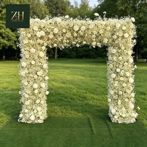 Arco Floreale Personalizzato Color Oro Champagne con Fiori di Seta e Gypsophila per Sfondi di Matrimoni all'Aperto ed Eventi Commerciali - Product Image 1