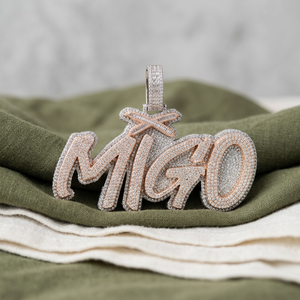 Pendentif Iced Out de luxe en argent 925 avec diamant Moissanite, forme de lettres personnalisées, pour événements et fêtes hip-hop - Product Image 2