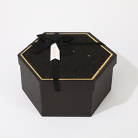 Boîte cadeau rigide haut de gamme personnalisée en matériaux recyclés avec traitement mat pour l'emballage de portefeuilles et de parfums
