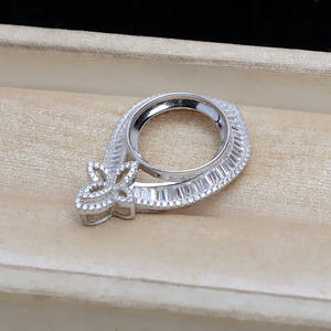 จี้เงินแท้ S925 รูปทรงสี่เหลี่ยมประดับเพชรซิคอนทรงบาแกตต์ ขนาด 16.3 มม. ถาดเปล่าสำหรับงาน DIY อุปกรณ์ประกอบเครื่องประดับ พร้อมบรรจุภัณฑ์แบบถุง - Product Image 3