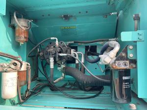 Achetez une excavatrice Kobelco SK260D : fiabilité de pointe dans l'industrie des équipements lourds, efficacité énergétique, moteur performant, prête à être expédiée – En vente - Product Image 5